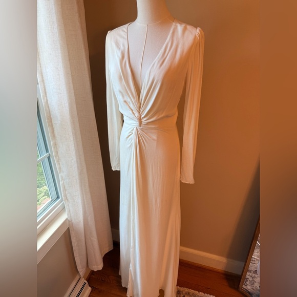 Reformation Gatsby gown in Ivory Coast - Picture 4 of 9